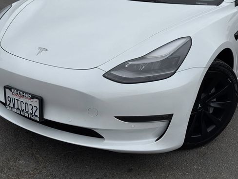 Used 2022 Tesla Model 3 Long Range AWD/4WD image 3