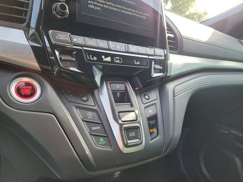 Used 2024 Honda Odyssey Sport image 30