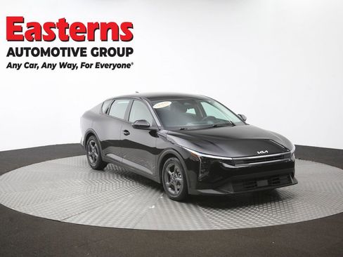Used 2025 Kia K4 FWD image 48