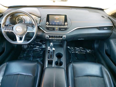 Used 2020 Nissan Altima 2.5 SR image 9