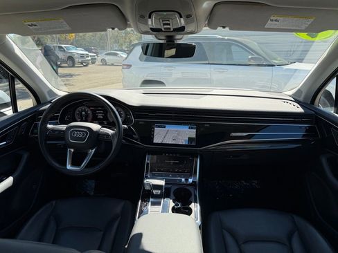 Used 2022 Audi Q7 Premium Plus w/ Premium Plus Package image 37