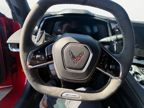 Used 2025 Chevrolet Corvette Z06 w/ Z07 Performance Package RWD image 11