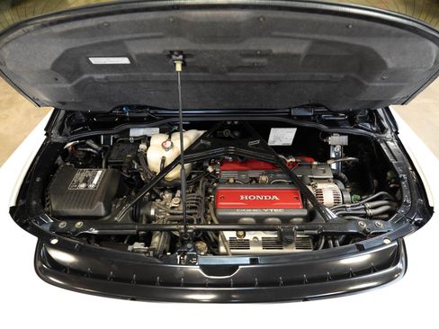 Used 2003 Acura NSX T image 97