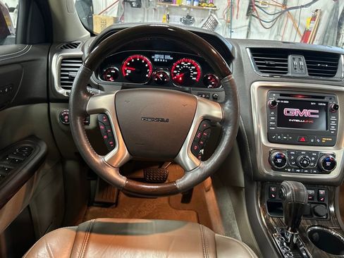 Used 2015 GMC Acadia Denali image 14
