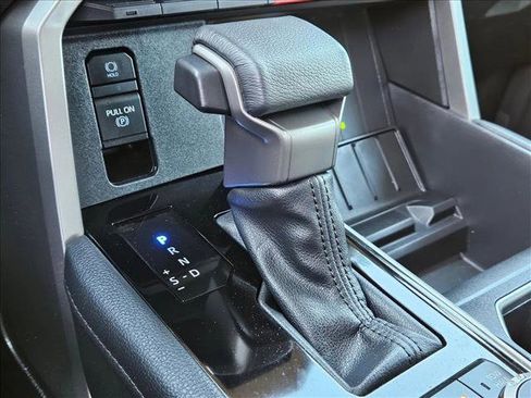 Used 2024 Toyota Tundra Limited image 12