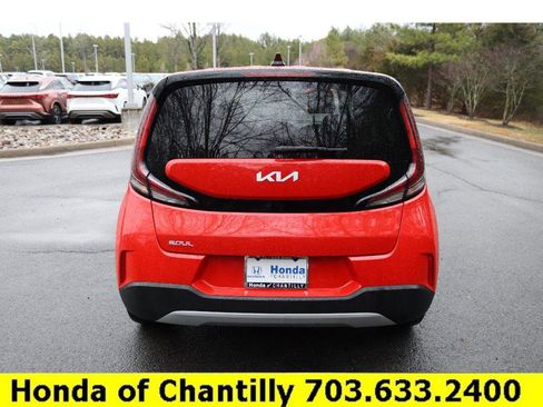 Used 2023 Kia Soul S image 6