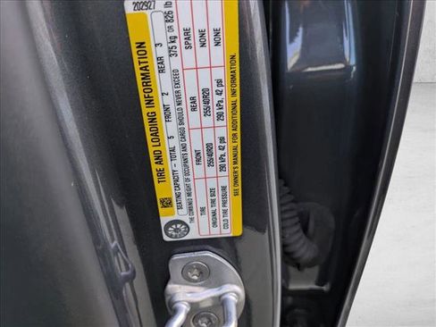 Used 2023 Tesla Model Y Long Range image 14