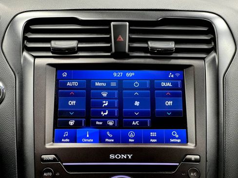 Used 2019 Ford Fusion Titanium FWD image 27