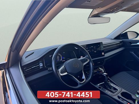 Used 2025 Volkswagen Jetta S FWD image 9