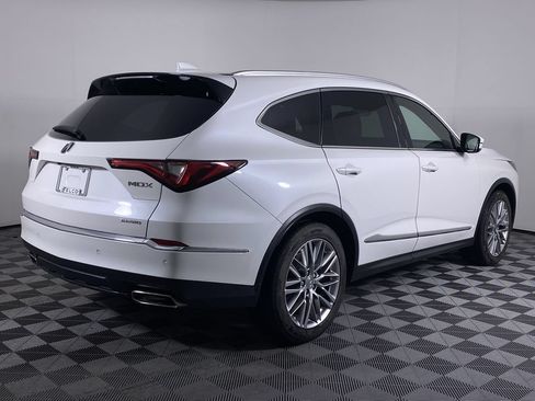Used 2024 Acura MDX SH-AWD w/ Advance Package image 21