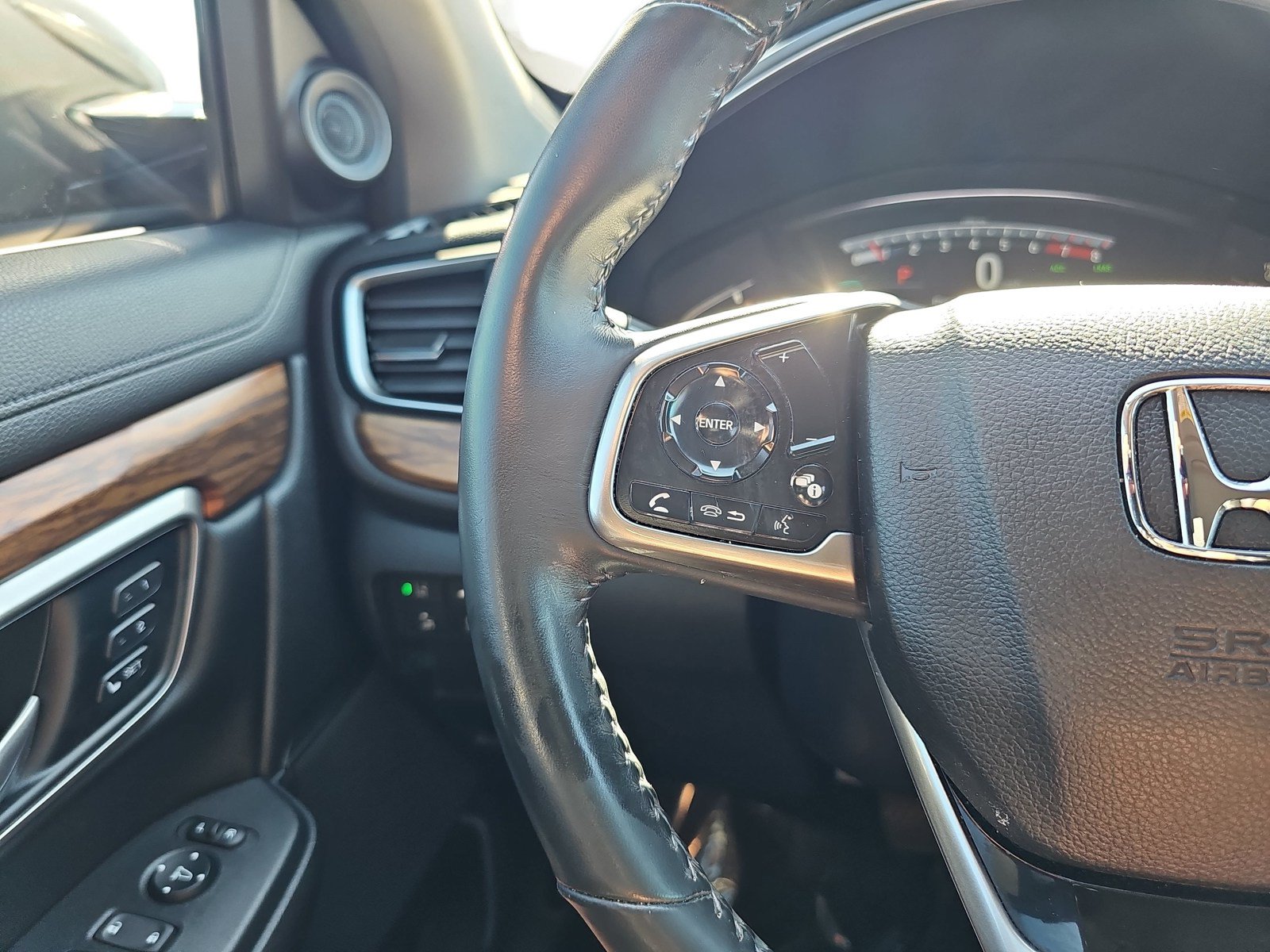 Used 2020 Honda CR-V Touring image 14