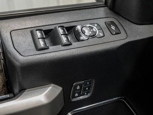 Used 2019 Ford F250 Lariat w/ Lariat Value Package AWD/4WD image 44
