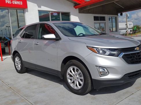 Used 2021 Chevrolet Equinox LT AWD/4WD image 3