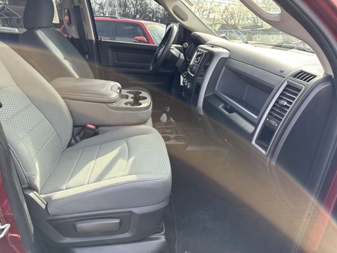 Used 2014 RAM 3500 Tradesman w/ Chrome Appearance Group image 23