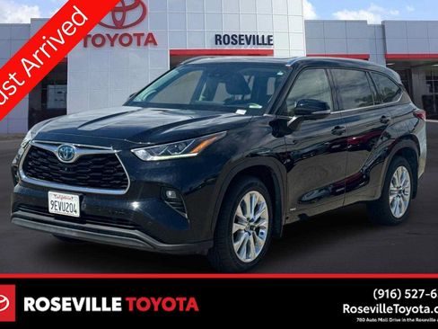 Used 2023 Toyota Highlander Limited AWD/4WD image 1