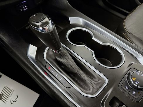 Used 2020 Chevrolet Traverse Premier w/ Redline Edition image 17