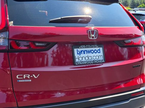 Used 2024 Honda CR-V Sport image 13