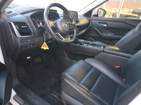 Used 2023 Nissan Rogue SL w/ SL Premium Package FWD image 15
