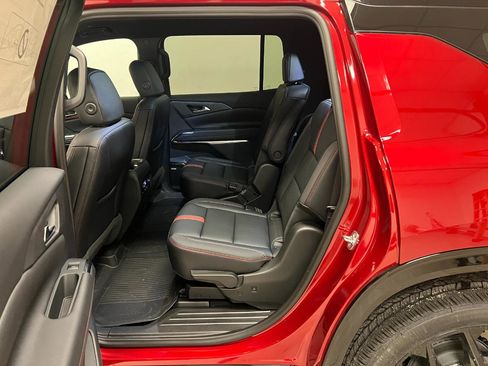 New 2026 Chevrolet Traverse RS w/ LPO, Floor Liner Package image 35