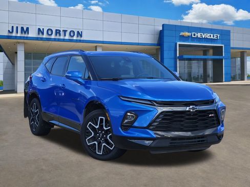 Used 2025 Chevrolet Blazer RS w/ Driver Confidence II Package FWD image 1