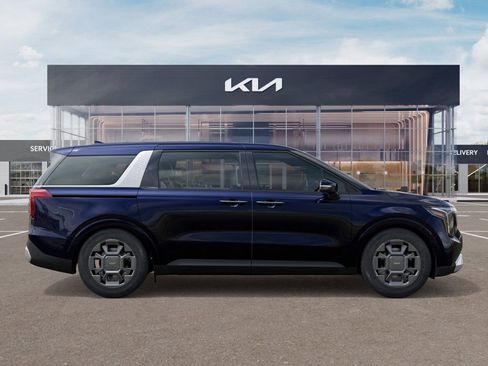 New 2026 Kia Carnival EX FWD image 7