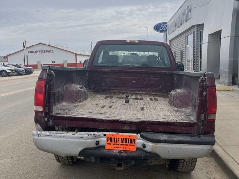 Used 2006 Ford F350 XLT image 4