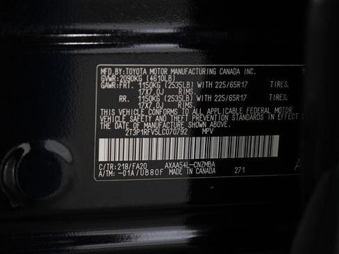 Used 2020 Toyota RAV4 XLE w/ Convenience Package image 29