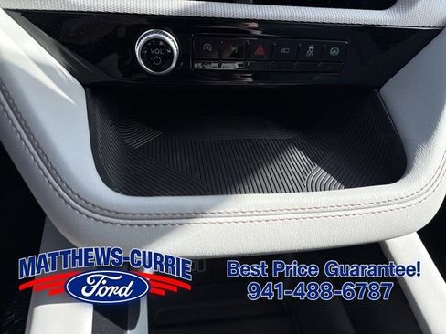 New 2026 Ford Explorer Active w/ Active Comfort Package RWD image 21