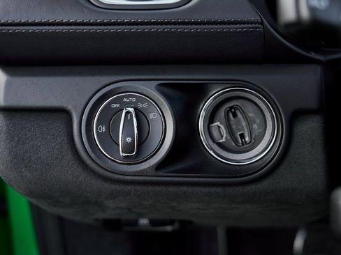 Used 2023 Porsche 718 Boxster Spyder image 50