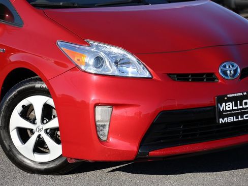 Used 2015 Toyota Prius Four image 6