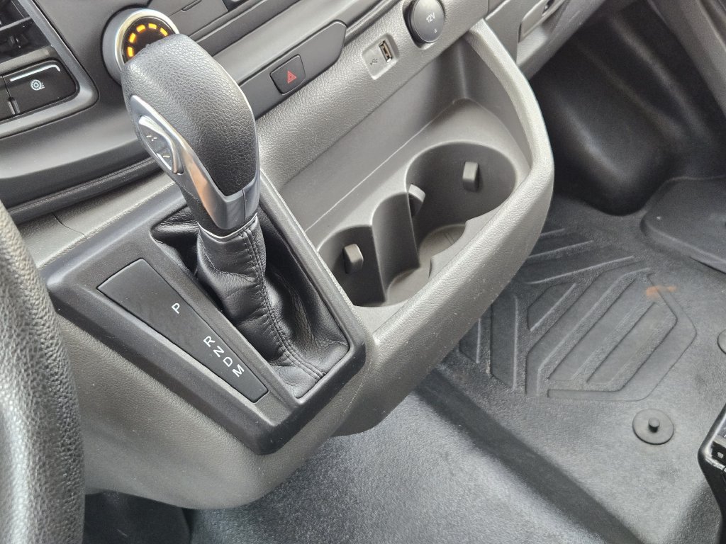 Used 2024 Ford Transit 250 148 Medium Roof RWD image 22