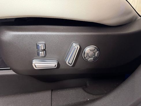 New 2024 Lincoln Nautilus Black Label w/ Jet Appearance Package (87T) image 22