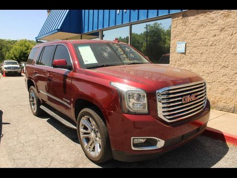 Used 2017 GMC Yukon SLT w/ Premium Edition AWD/4WD image 1
