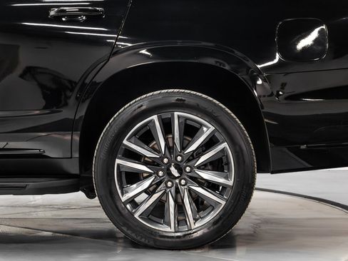 Used 2022 Cadillac Escalade Sport w/ Touring Package image 38