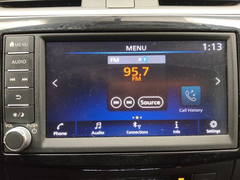 Used 2019 Nissan Sentra SV FWD image 25