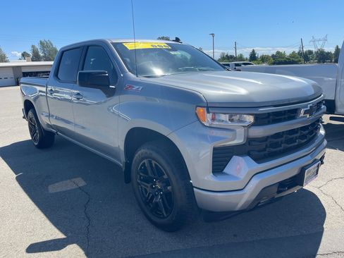 Used 2024 Chevrolet Silverado 1500 RST w/ Convenience Package II AWD/4WD image 3