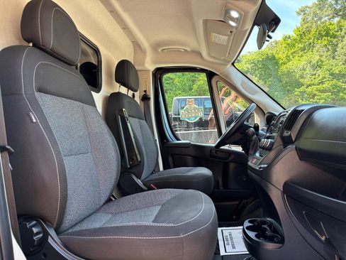 Used 2020 RAM ProMaster 2500 FWD image 11