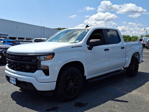 Certified 2023 Chevrolet Silverado 1500 Custom w/ LPO, Dark Essentials Package AWD/4WD image 3