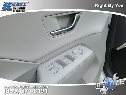 New 2026 Hyundai Kona SEL Premium image 19