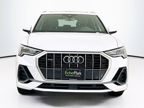 Used 2025 Audi Q3 2.0T Premium image 2