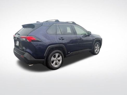 Used 2024 Toyota RAV4 XLE w/ Convenience Package AWD/4WD image 5