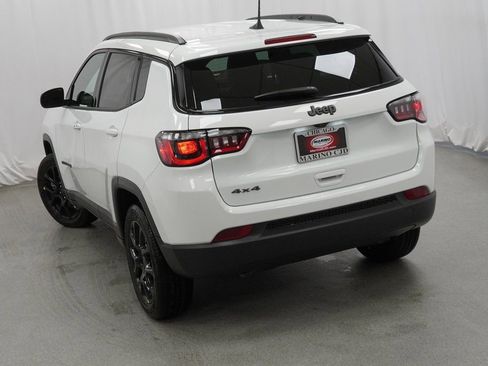 New 2026 Jeep Compass Latitude image 11