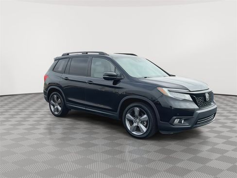 Used 2019 Honda Passport Touring image 2