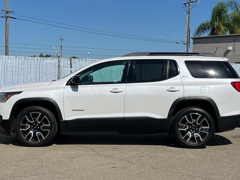 Used 2019 GMC Acadia SLT w/ Black Edition AWD/4WD image 2