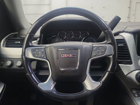 Used 2020 GMC Yukon XL SLT w/ Open Road Package image 14