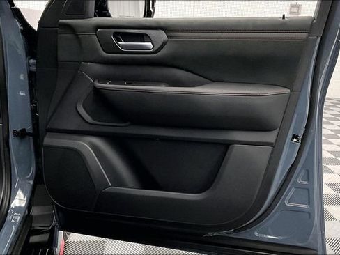 New 2026 Nissan Armada NISMO AWD/4WD image 41