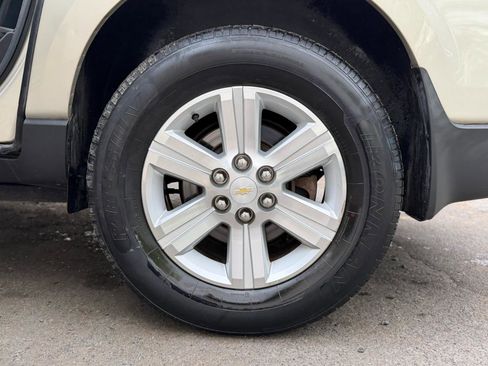 Used 2014 Chevrolet Traverse LT FWD image 47