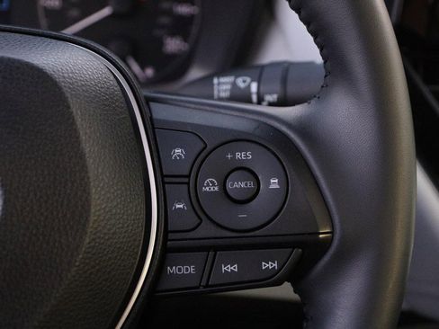 Certified 2023 Toyota Corolla SE w/ SE Premium Package image 13