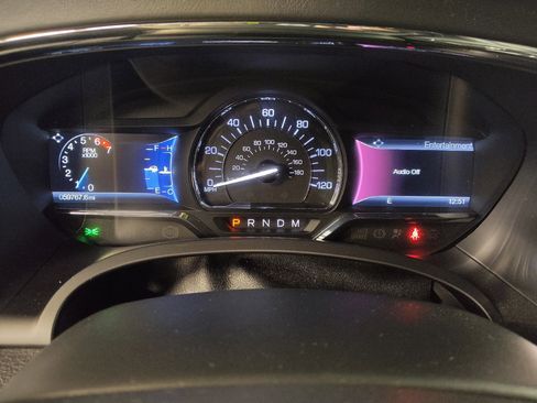 Used 2017 Lincoln Navigator Reserve RWD image 23