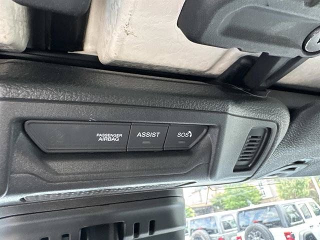 Used 2024 Jeep Wrangler Unlimited Sahara w/ Safety Group AWD/4WD image 17